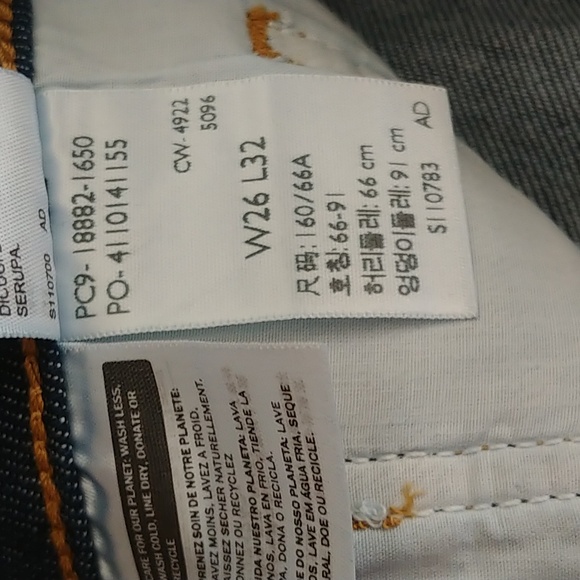 Levi's 721 High Rise Jeans - Picture 13 of 13